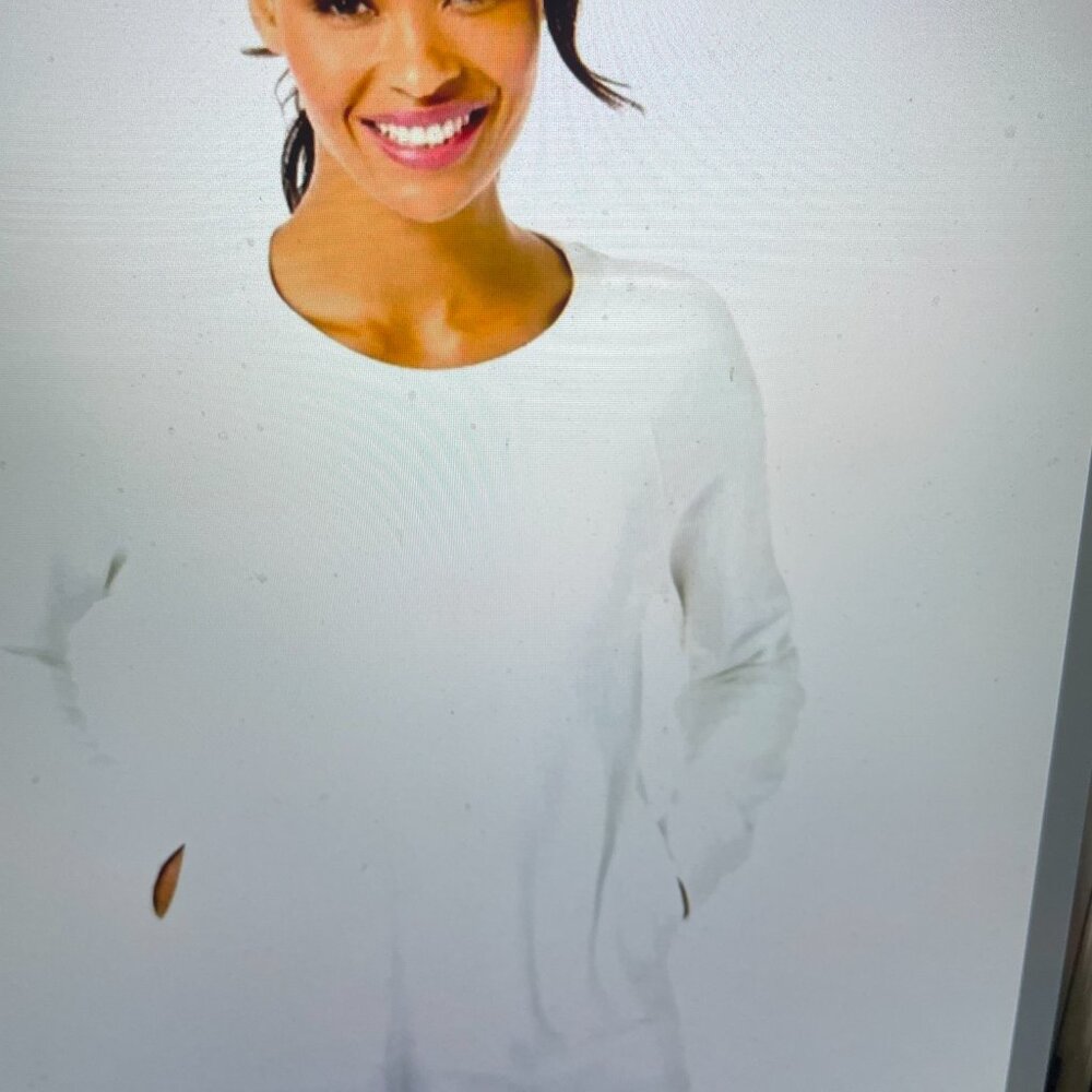 Lilly Pulitzer Luxletic White Sweatshirt XXL 23.5"+ 27"